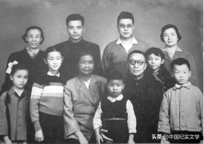 两弹元勋邓稼先的人生观,两弹元勋邓稼先的一生