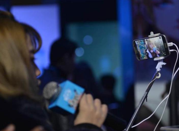 年轻人都不去制造业他们去了哪,现在年轻人为什么不愿去制造业