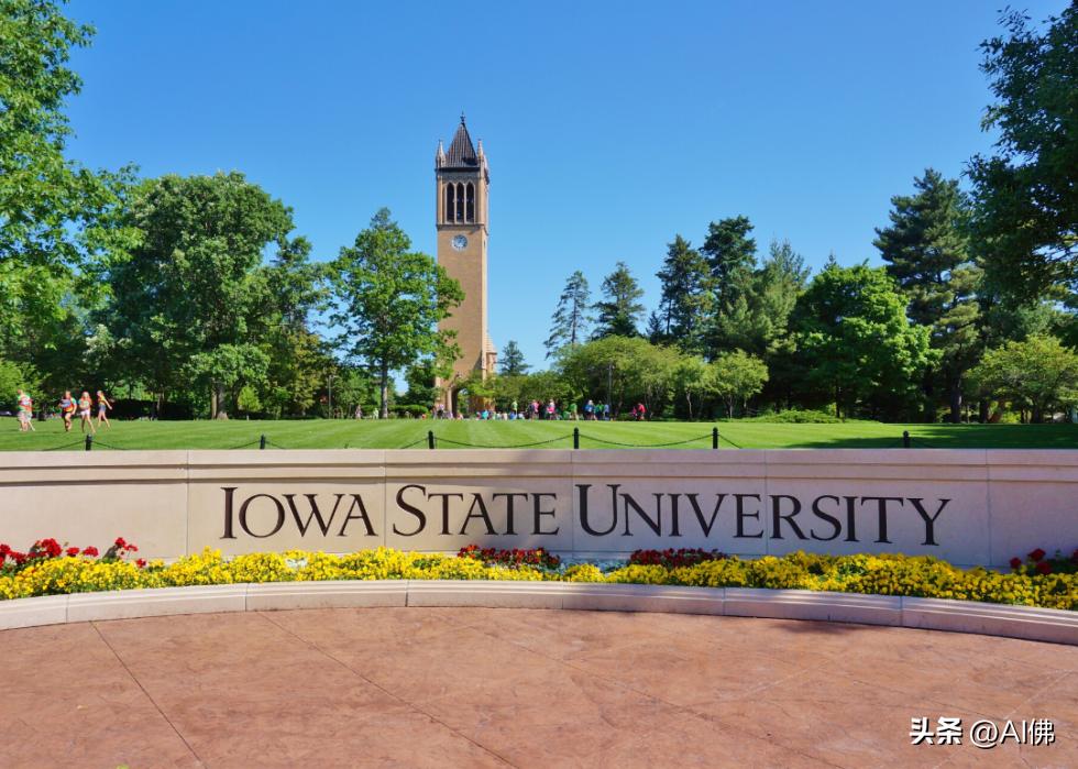 2022美国名校排名前十名大学,2024美国最顶尖的10所公立大学