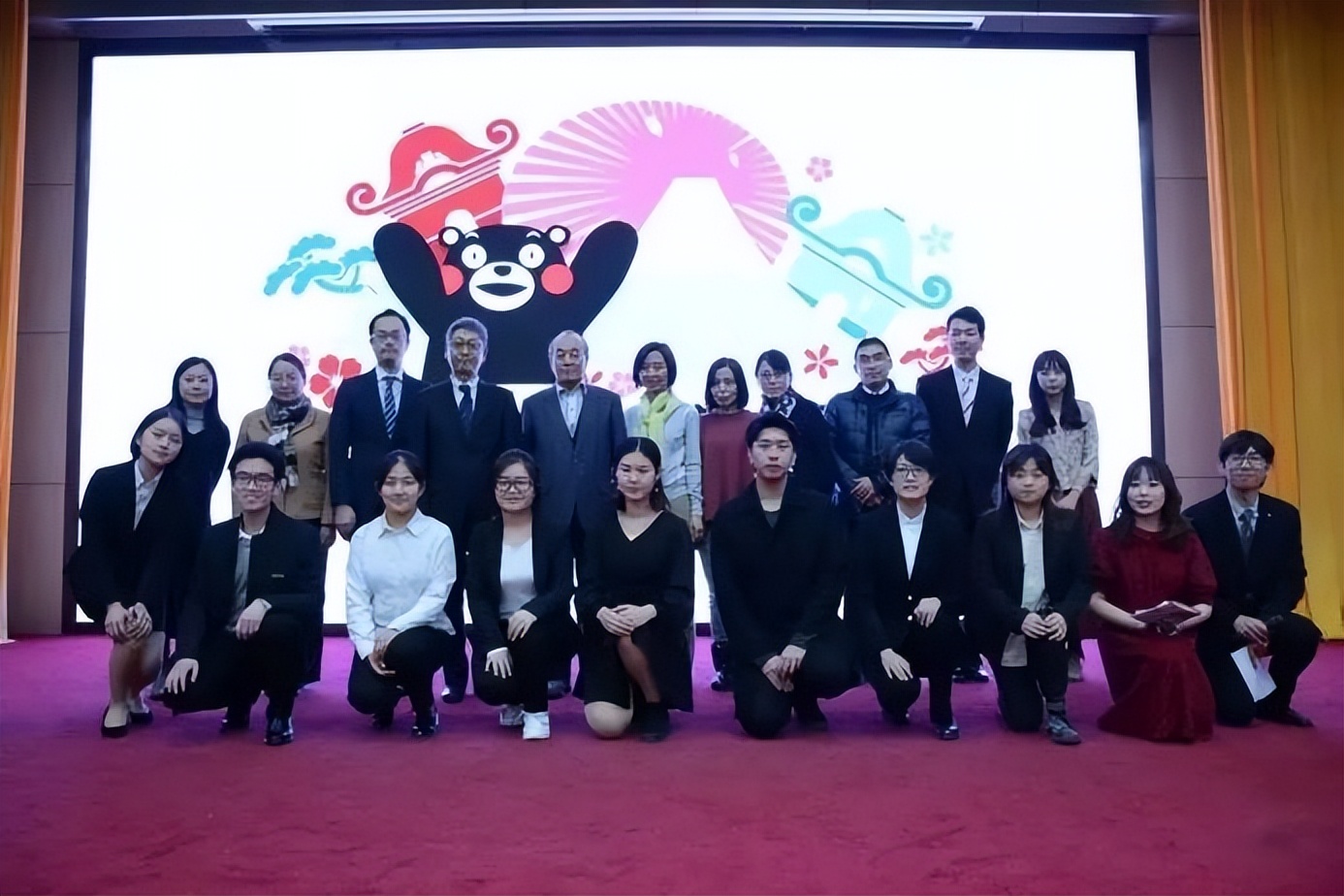 学校可以开设哪些小语种,哪些大学招收小语种