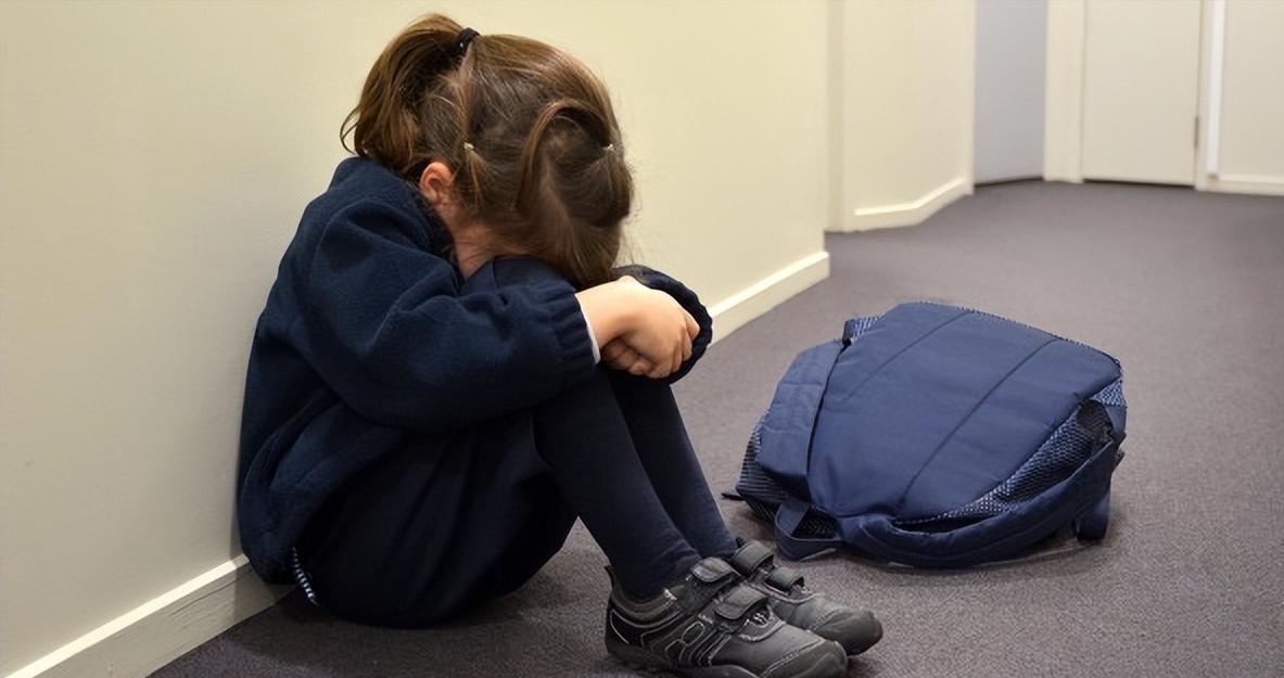 色彩心理学与抑郁症,抑郁症的孩子喜欢什么颜色