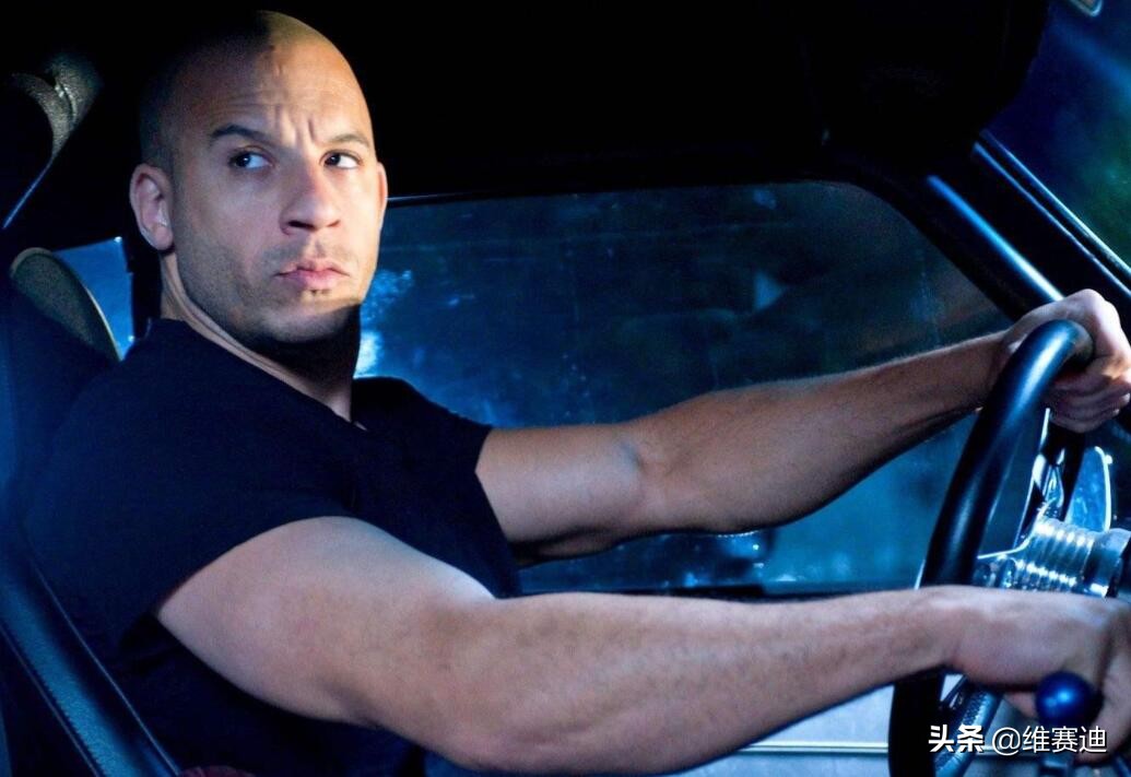 范·迪塞尔为何人称“家人侠”？消费保罗9年，网友们都看不下去了