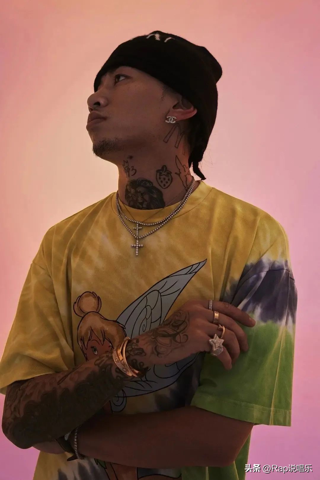 易梦玲明星同框合影,王嘉尔谈易梦玲