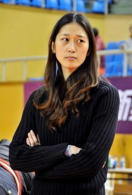 王治郅隋菲菲绯闻,篮球美女隋菲菲年轻照片