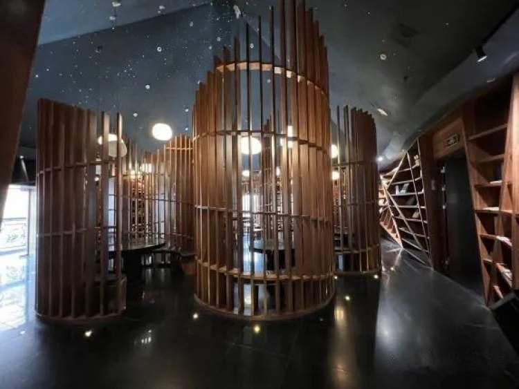 上海泰晤士小镇网红打卡地,泰晤士小镇网红打卡地教堂