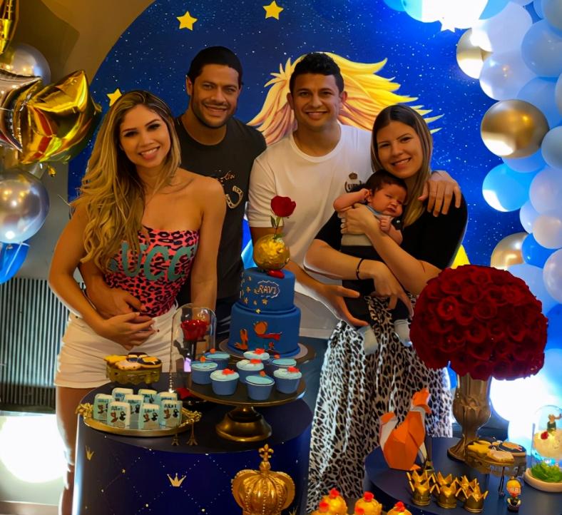 艾克森亚冠表现,艾克森登顶中超历史射手王