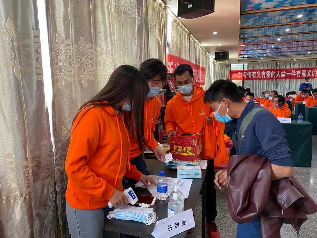 小本生意创业和打工哪个好,做什么小本生意能月入3000