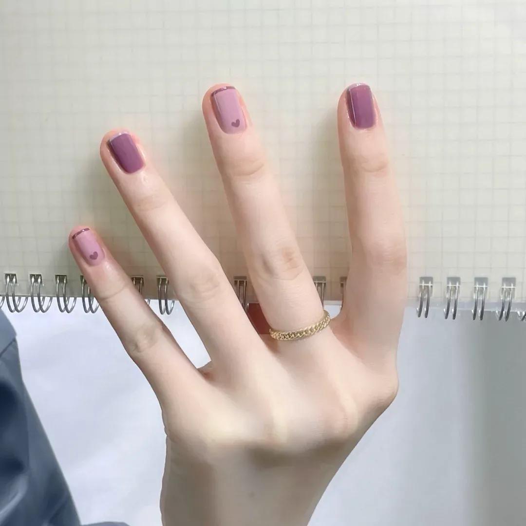 美甲图片好看又简单显白,美甲图片纯色显白简单又好看