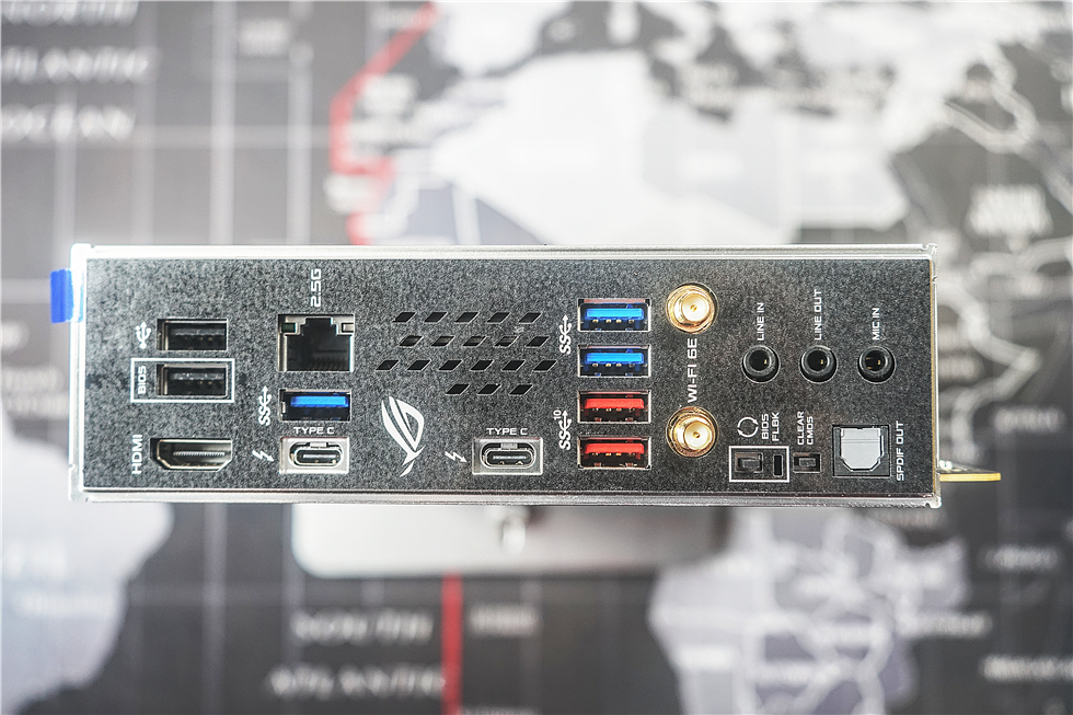 12600K+ROGZ690i+影驰3060+银欣LD03ITX机箱装机记