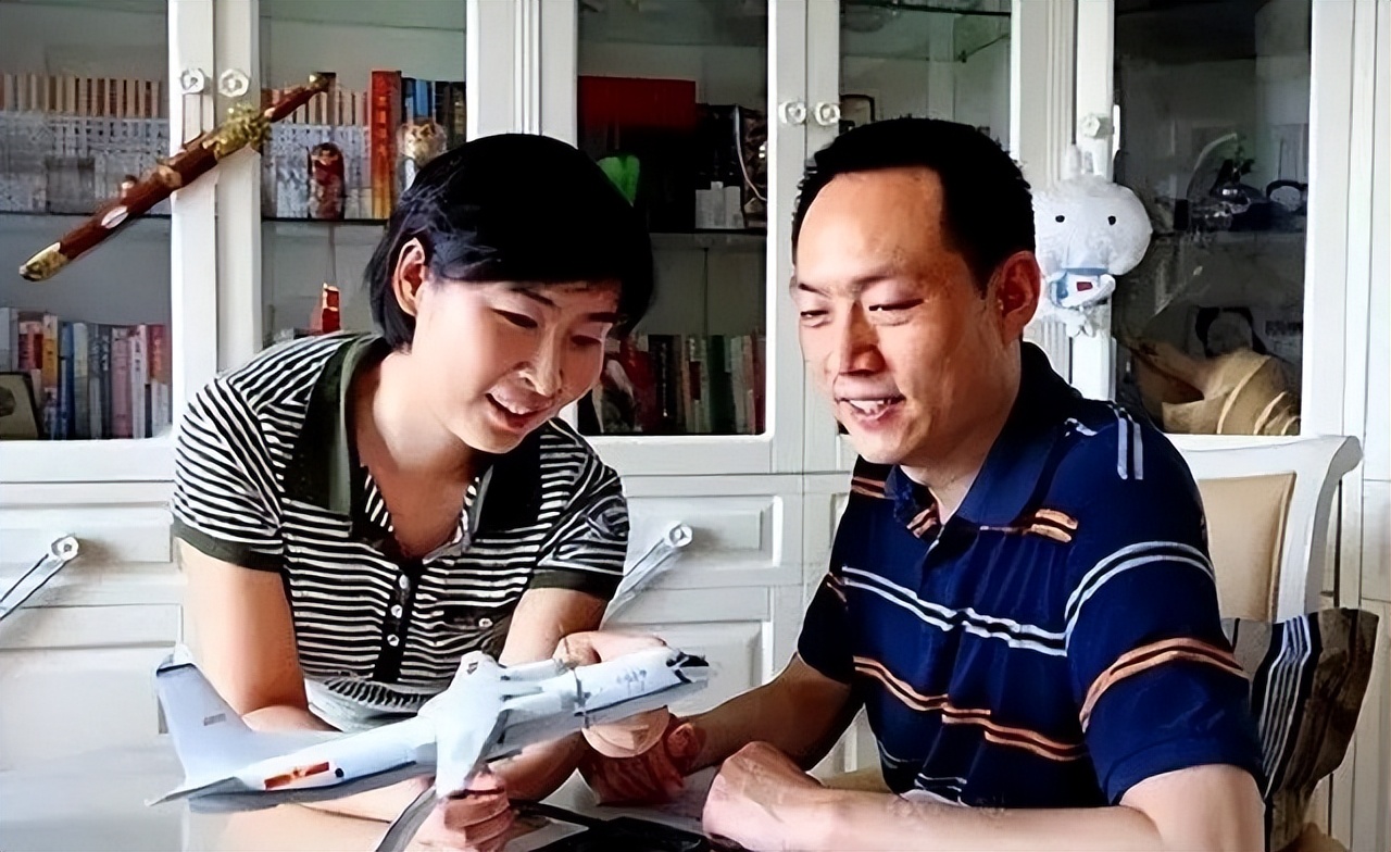 中国首位女航天员刘洋事迹,中国首位女航天员刘洋出征太空