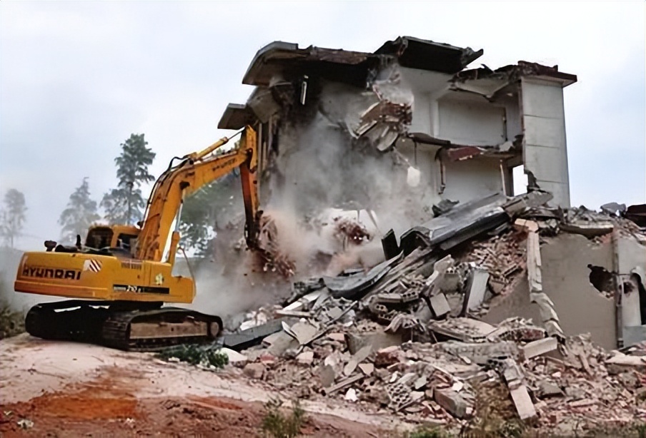 村要求村民申请拆迁合法吗,政府拆村需要什么流程