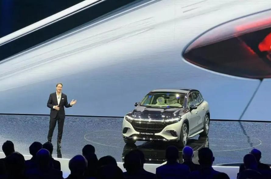 上海车展雷军看了什么车,雷军谈北京车展印象最深刻的车