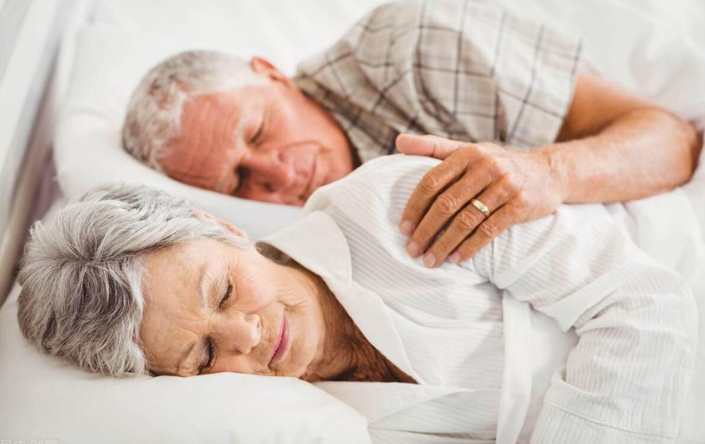 50岁之后有三个特征晚年堪忧,50岁以后有质量的生活