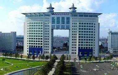 高考569分，哈尔滨理工、长春理工、长沙理工这3所大学，如何选？