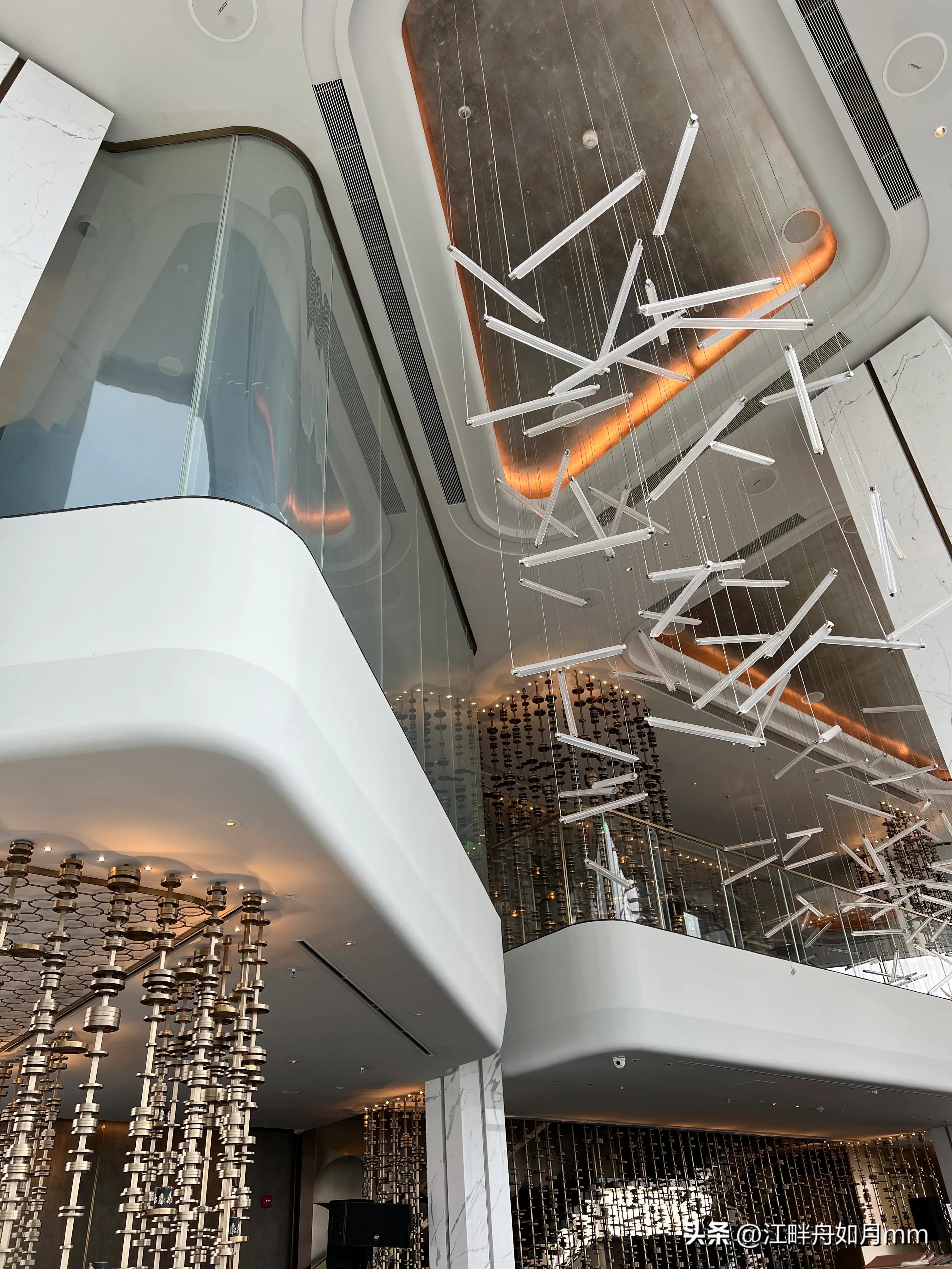 计划没有变化快，我妈突然腰腿疼、头晕不能翻身，29号中午住院了