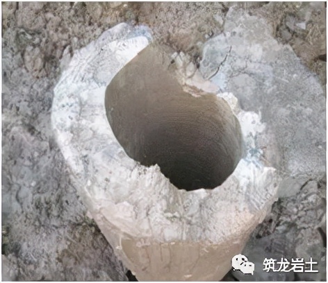 桩基工程地下防水在哪个时间施工,地基与基础工程施工常见质量通病