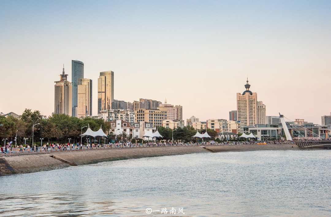 青岛天主教堂景点要不要门票,青岛免门票的景点有哪些