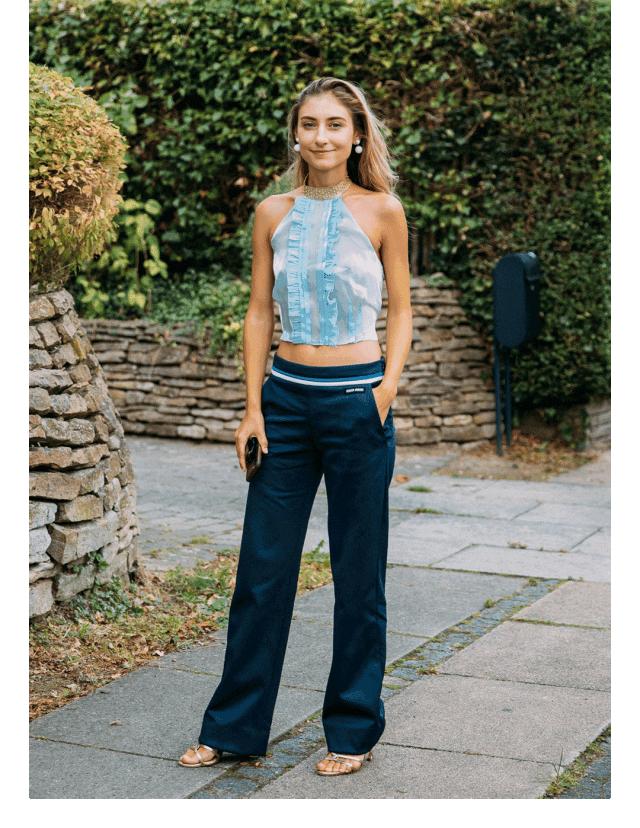 侯明昊最近在横店拍戏吗,侯明昊横店最新路途