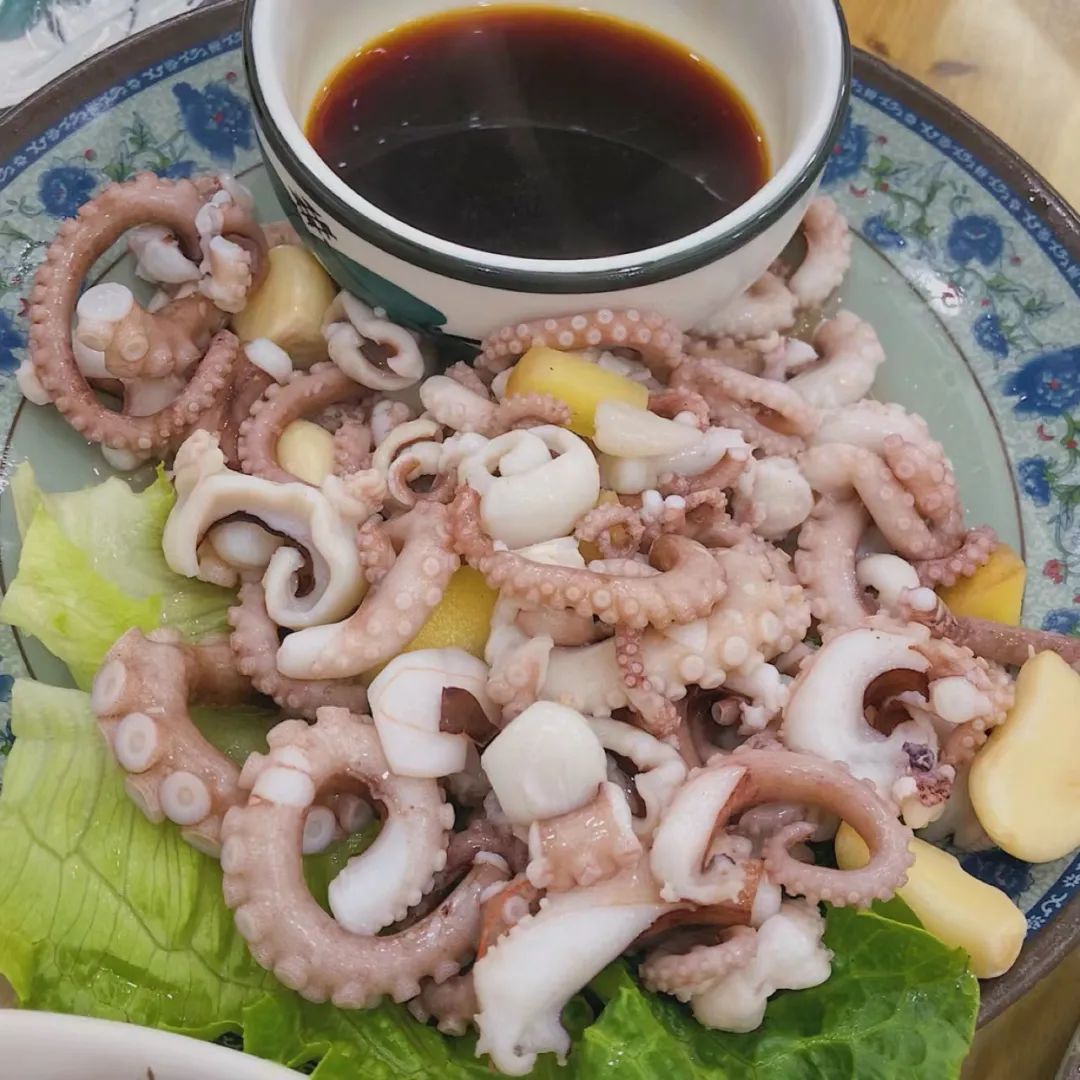 东海最后一处冷门小县城，藏了个海上仙子国，一口小海鲜封神