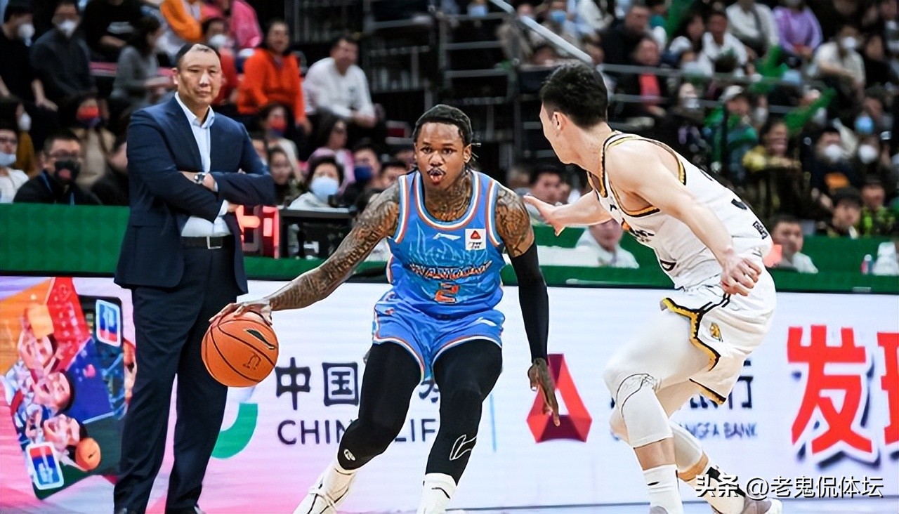 丁伟谈山东男篮,鲁媒