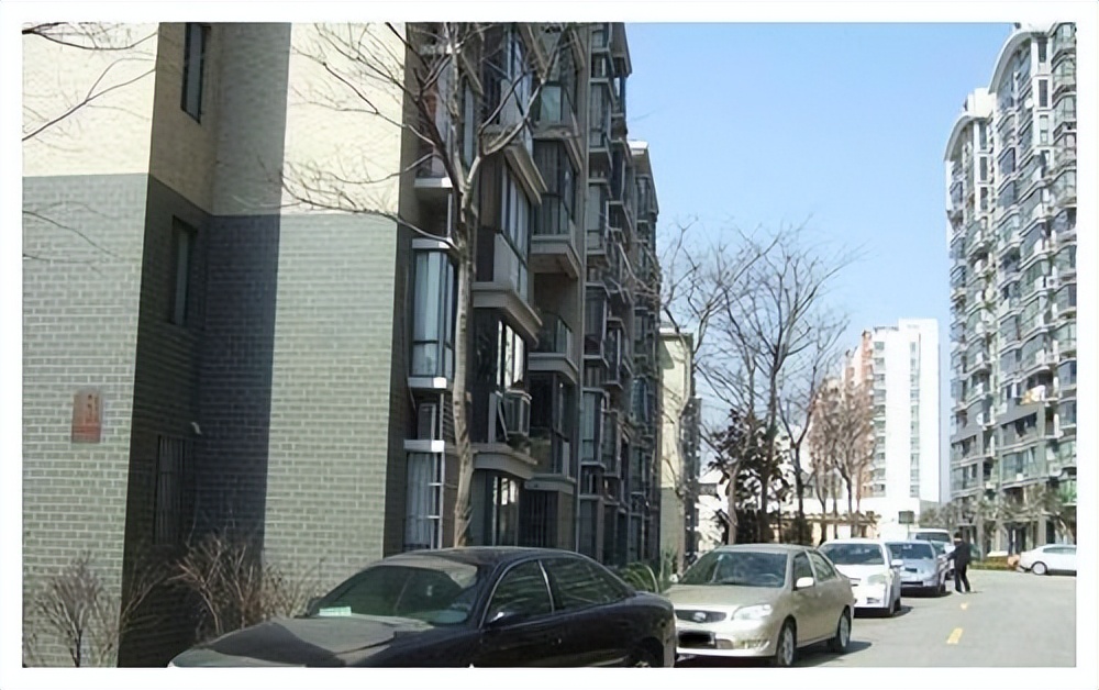 买了高层21楼后悔了怎么办,我买了28层楼房顶楼好吗