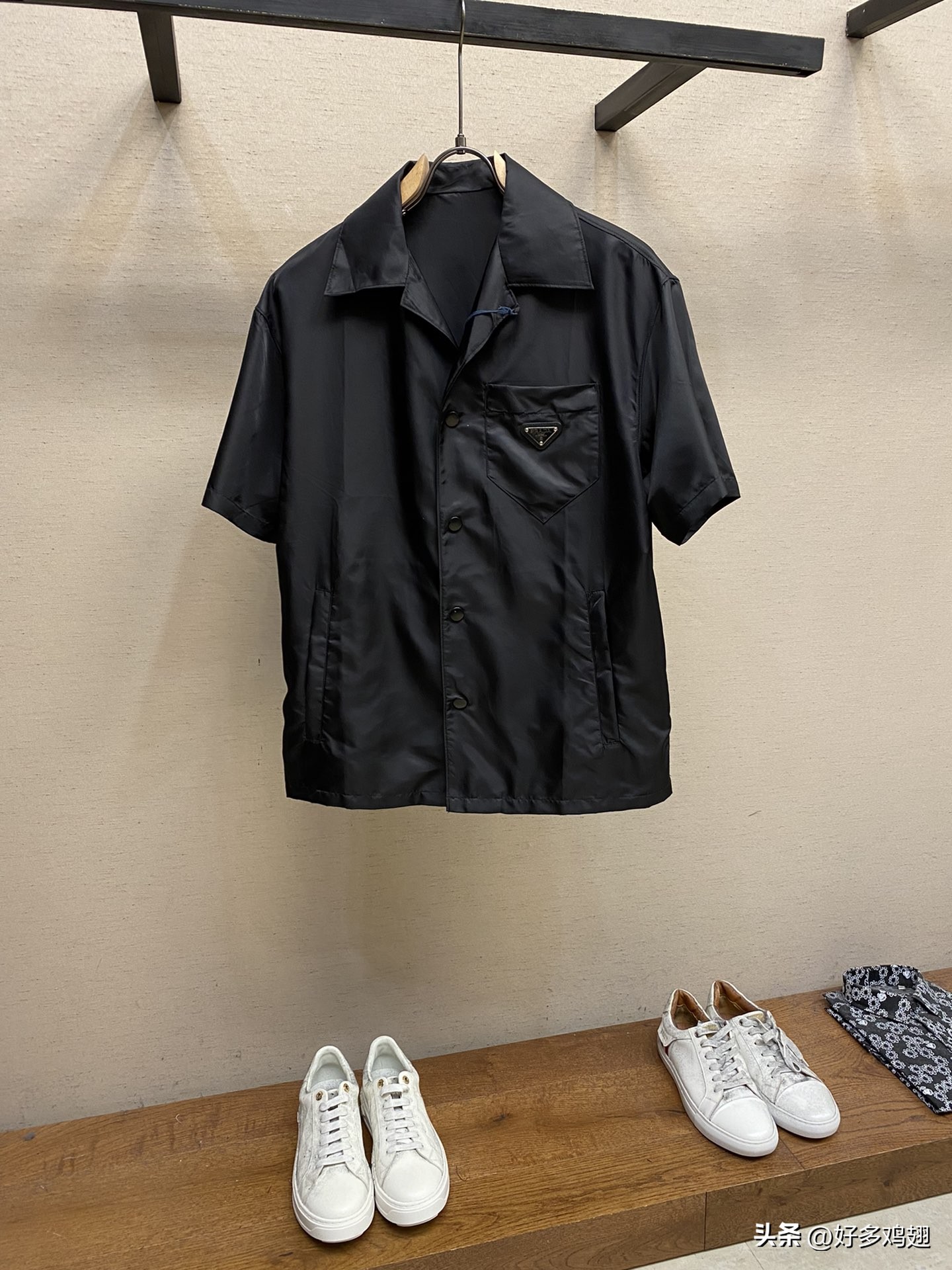 巴黎世家balenciaga黑色衬衫,巴黎世家balenciaga乐队短袖