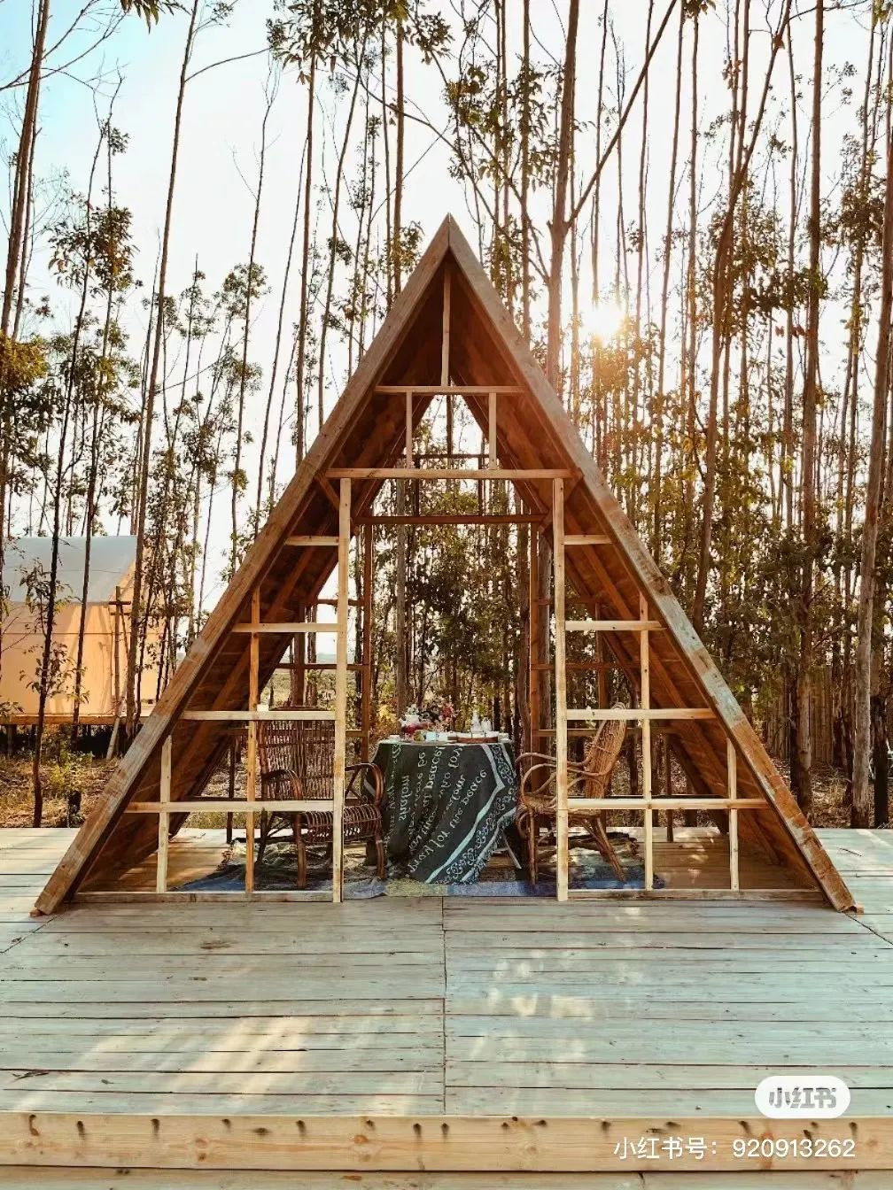 闽山闽水物华新在师生中引热议,户外生活季福州闽越水镇露营