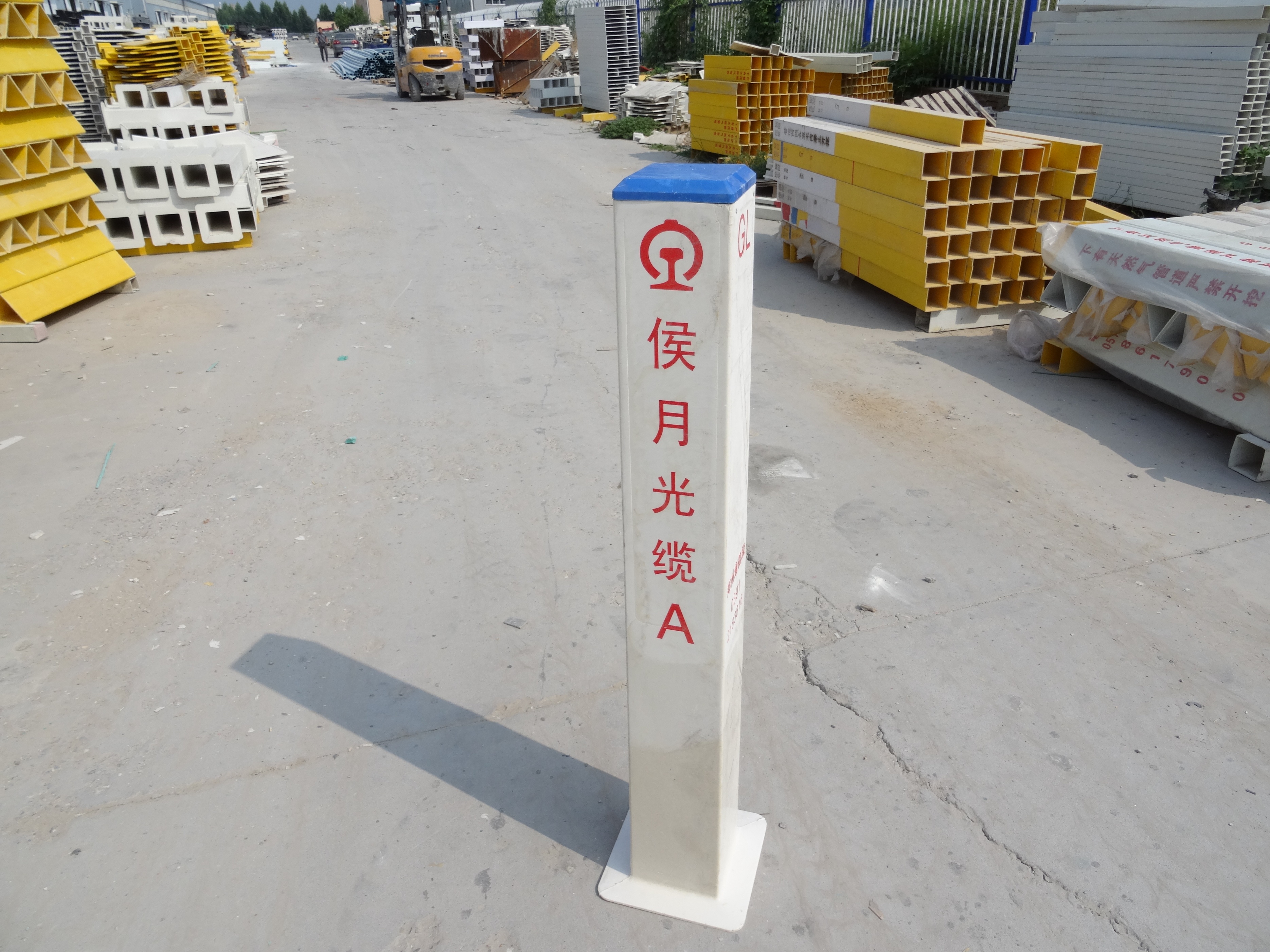 玻璃钢标志桩生产设备,玻璃钢标志桩