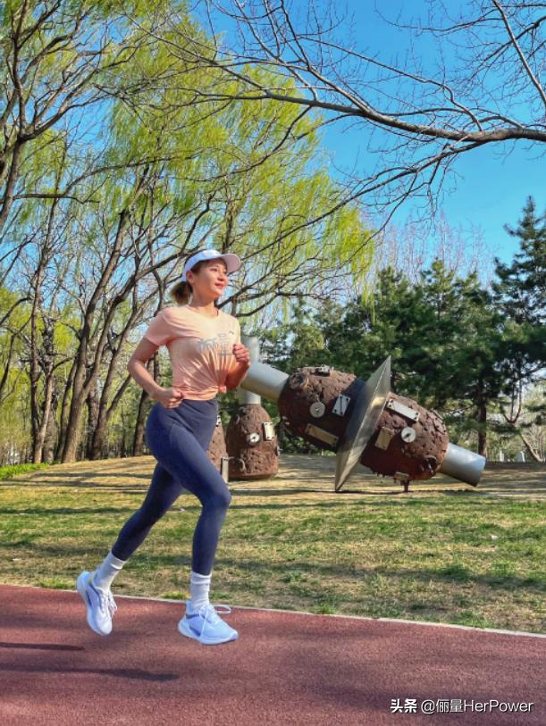 夏季跑步十大法则,夏日夜跑的苦与乐