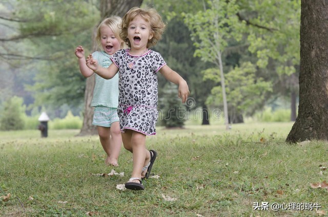 楼上小孩乱跑太吵楼下处理,楼上孩子乱跑影响楼下生活被诉讼