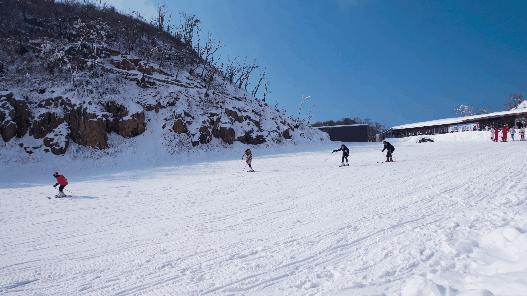 离乐山最近的滑雪场,乐山滑雪温泉