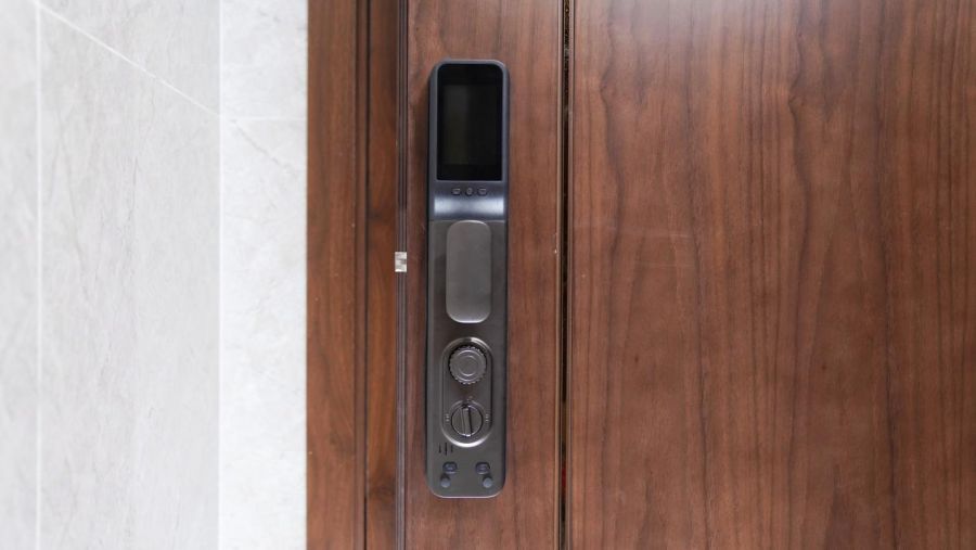 海尔全自动智能门锁测评,海尔智能门锁v20自动开门