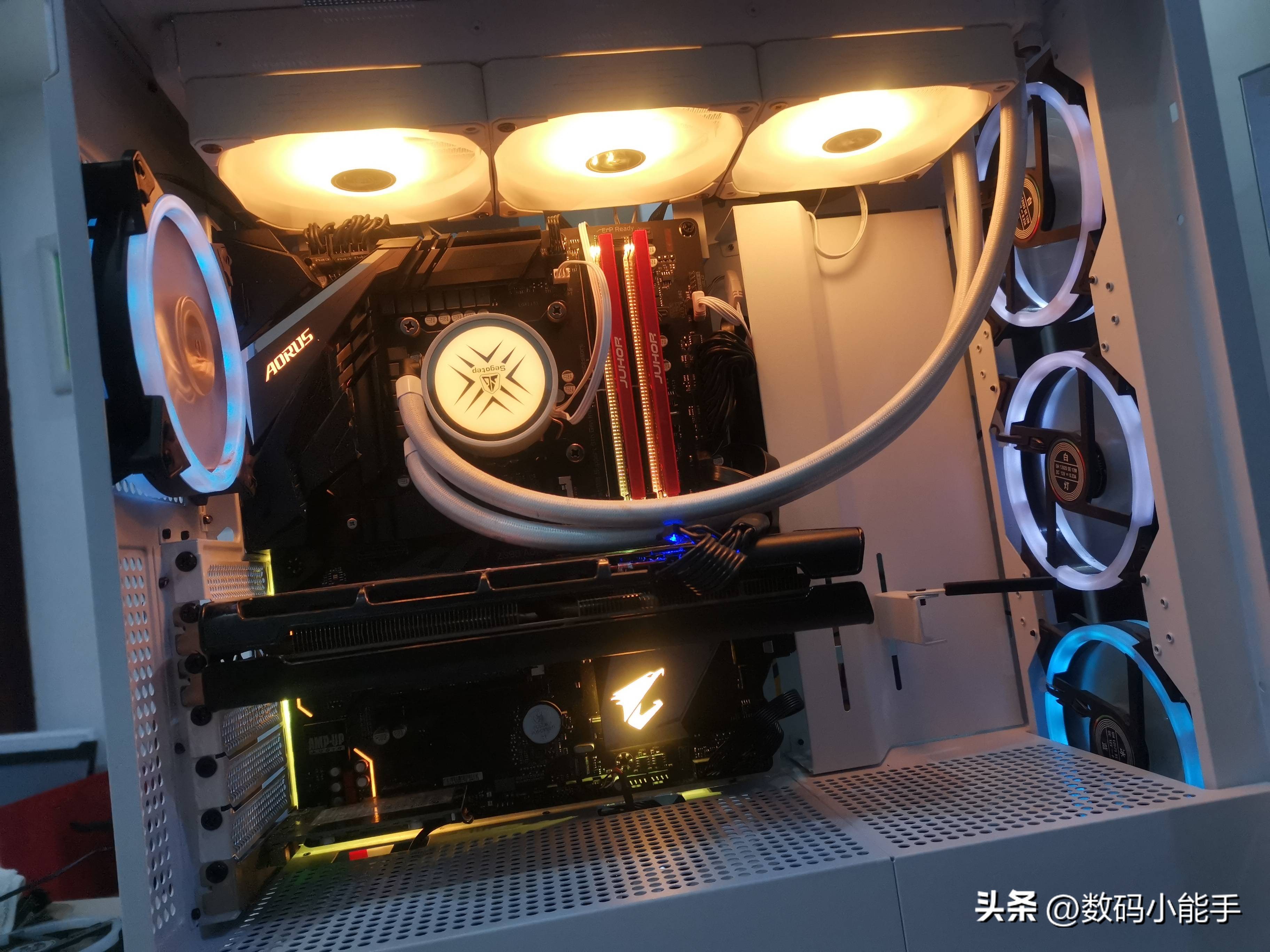 鑫谷昆仑御风机箱怎么样,鑫谷昆仑御风机箱安装展示