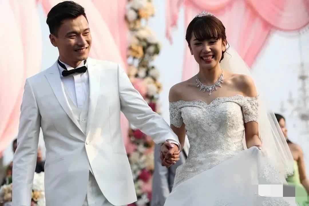 国足太太团的身材和颜值担当,国足太太团身材排行