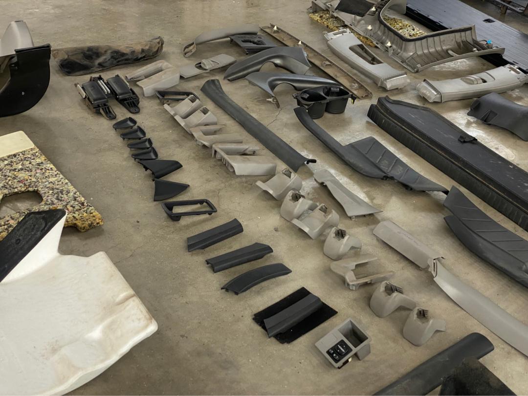 老rav4车翻新改造全过程,老款rav4比新款好太多