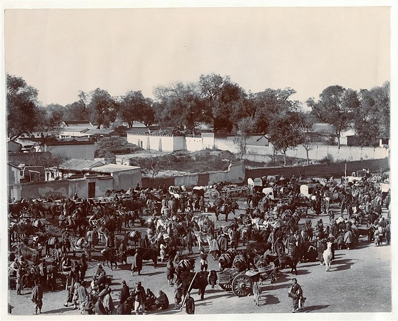 我国有35所日本人学校，校门紧锁窗帘紧闭，禁止中国人入内！