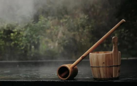 一山一水一湾泉，明月山天沐温泉，让有趣的灵魂不期而遇