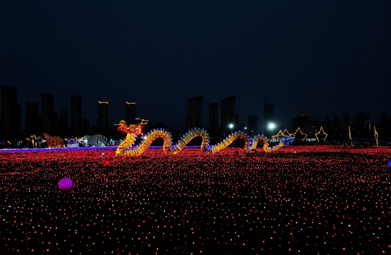 上演青出于蓝的直板手感折叠体验的荣耀MagicV2首销如何呢？