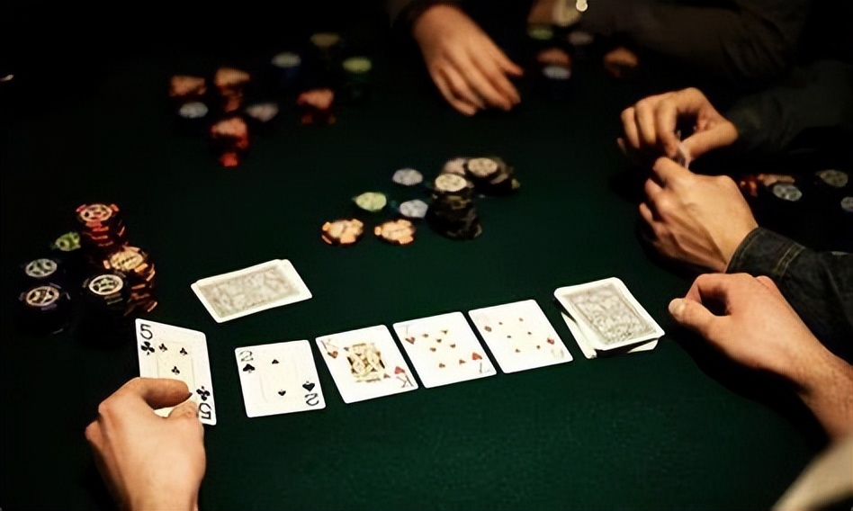 农村又现四大“毒瘤”，40岁到70岁的人更容易沾上，需严惩打击