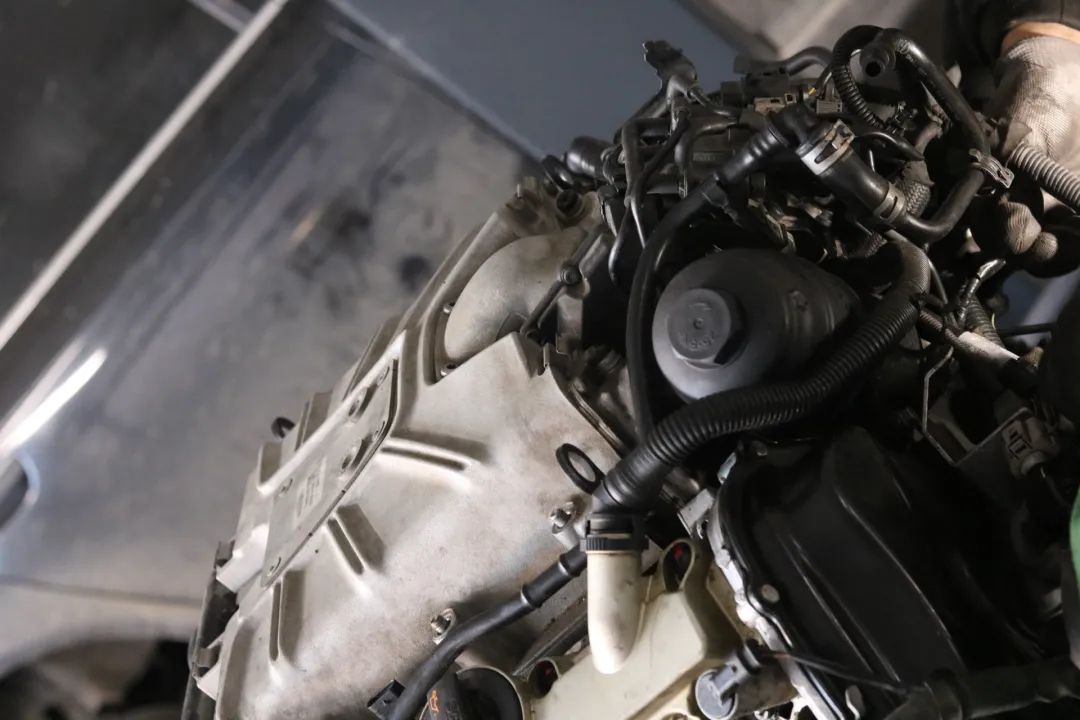 10年奥迪a6拆车件大全,10年奥迪a6l整车翻新案例