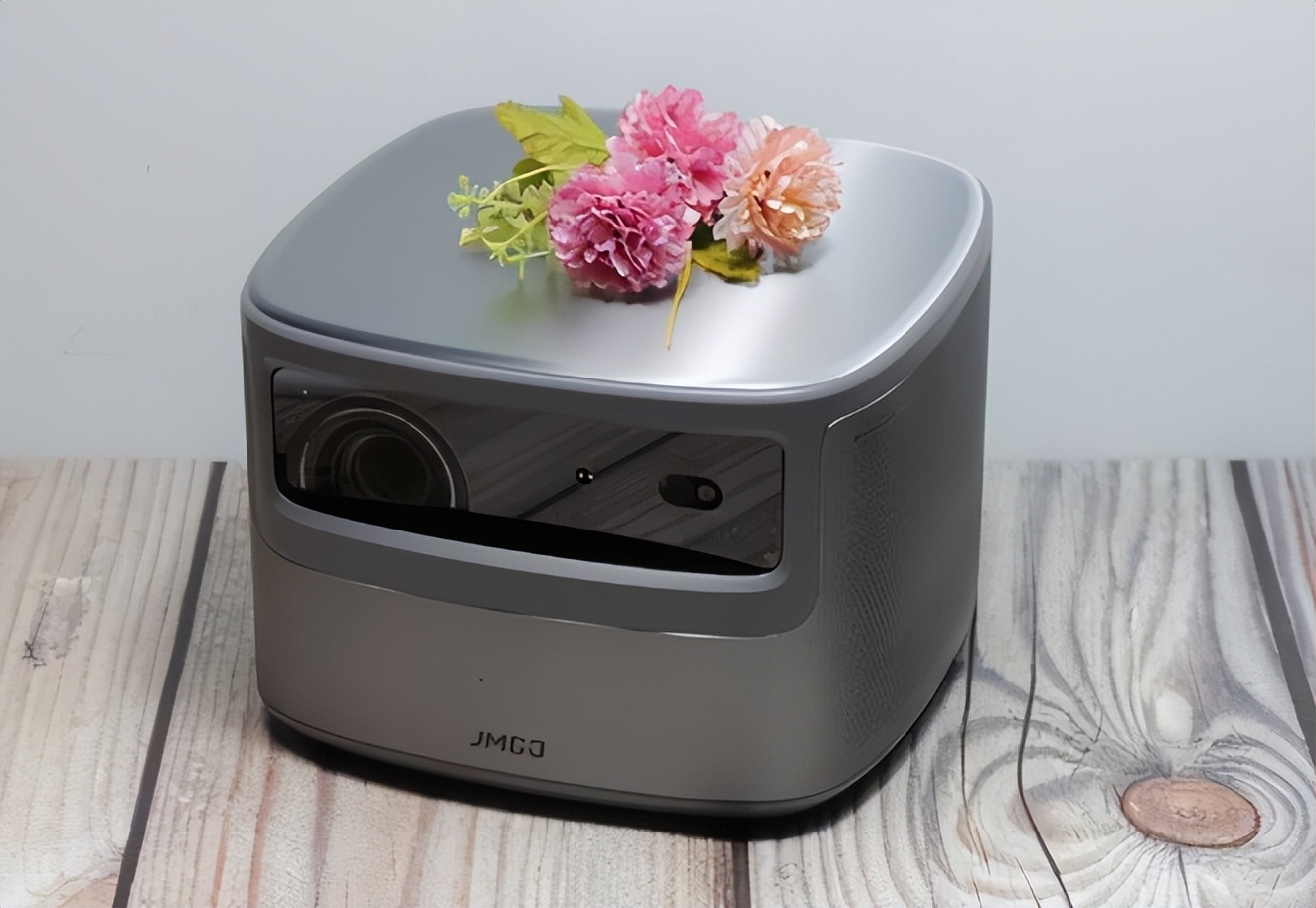 目前哪个品牌的投影仪最好,什么牌子的全高清投影仪最好