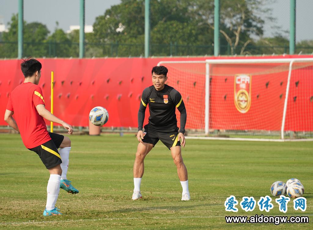 李霄鹏国足集训最新名单,国足李霄鹏最新视频