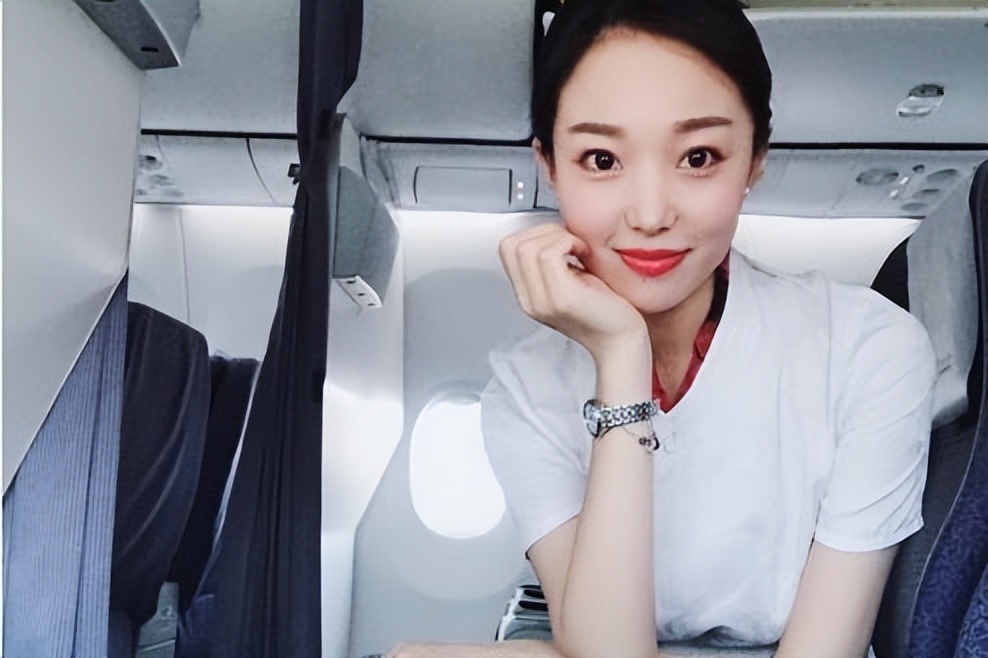 日本空姐上班要穿打底裤吗,日航为什么规定空姐必须穿安全裤