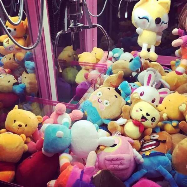 抓娃娃小技巧2元抓3只,抓娃娃的小技巧100%抓到