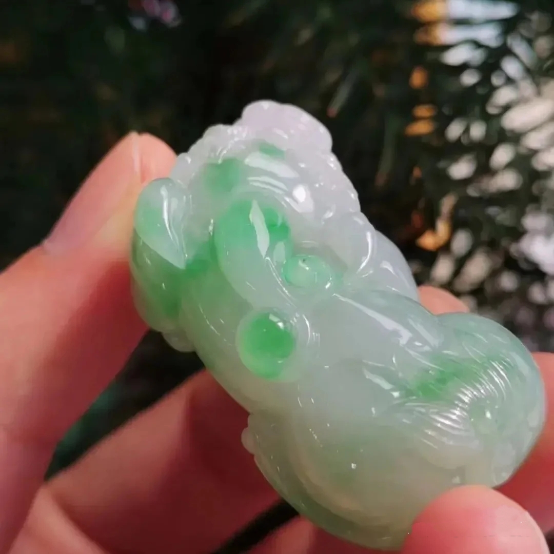 什么是翡翠老种料,什么叫翡翠种嫩