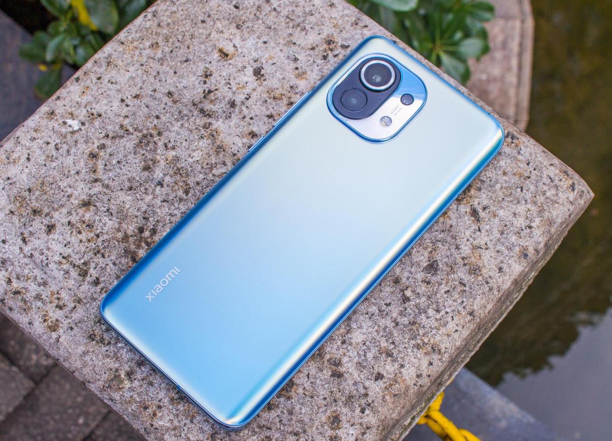 小米和苹果哪个售后比较好,苹果3年还包修吗