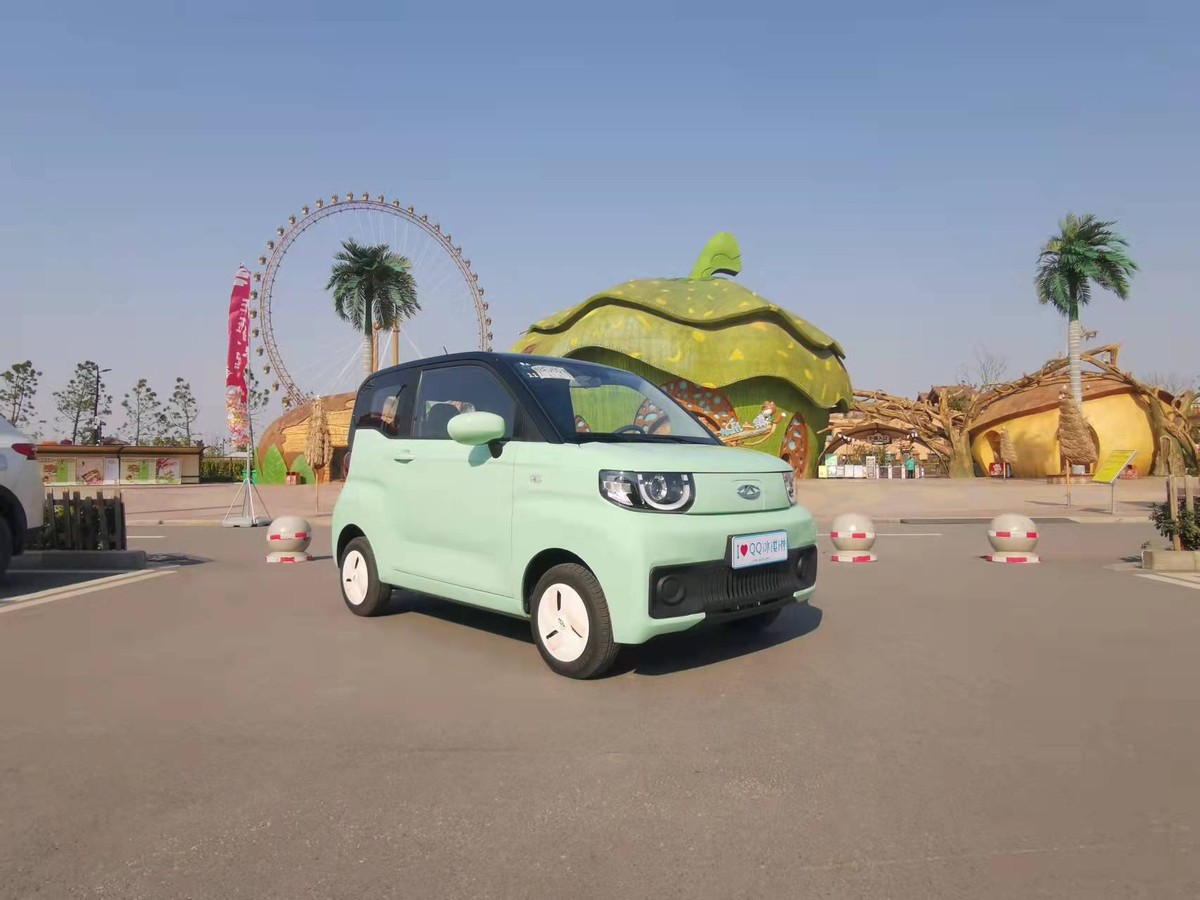 奇瑞qq冰淇淋对比五菱mini哪个好,奇瑞qq冰淇淋170km冬季续航测评
