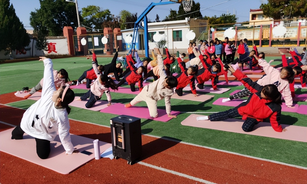 做好三件事推动教育高质量发展,扎实做好双减工作让学生过好假期