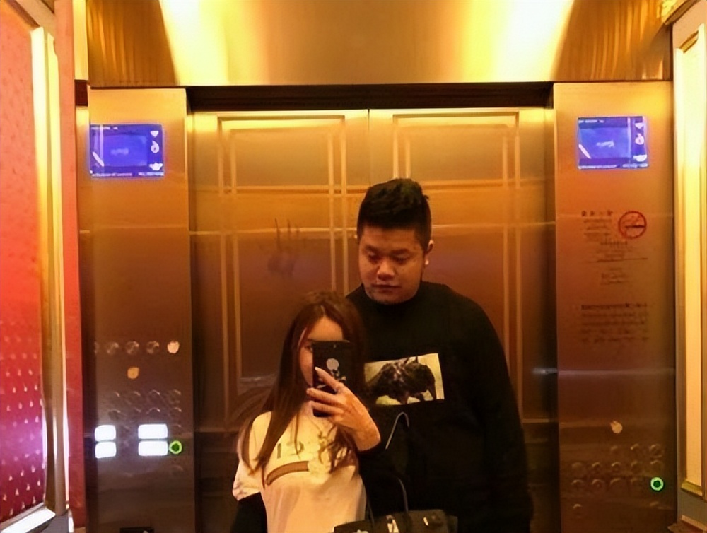 浙江富二代，花3亿追网红女，骗王思聪1.7亿，下场大快人心