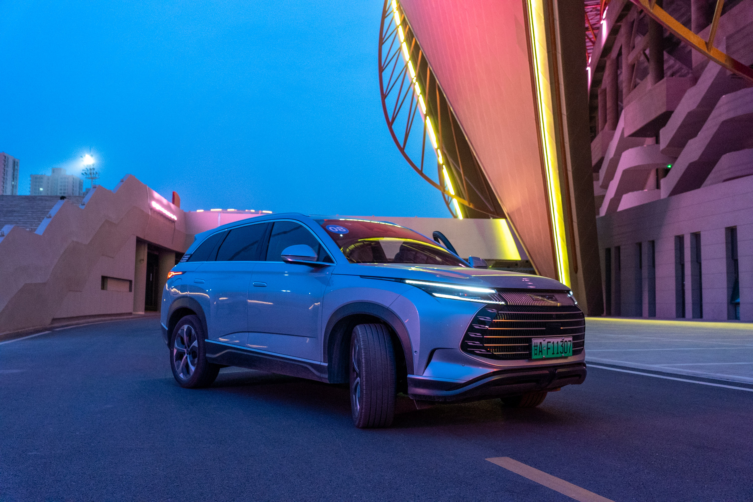 比亚迪护卫舰07纯电版落地价格,比亚迪护卫舰07满油满电实测